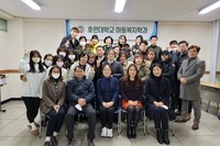 [2022학번 단체사진] 야간 수업,  아자!!